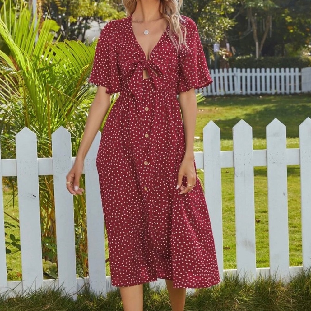 Polka Dot🌟 Knot-Bust A-Line Dress